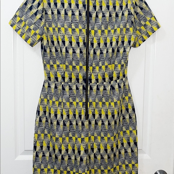 Collective Concepts Size Small Short Sleeve Dress like new - Picture 5 of 7